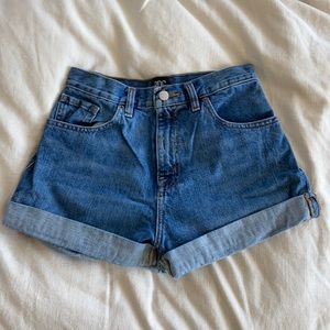 BDG mom high rise shorts